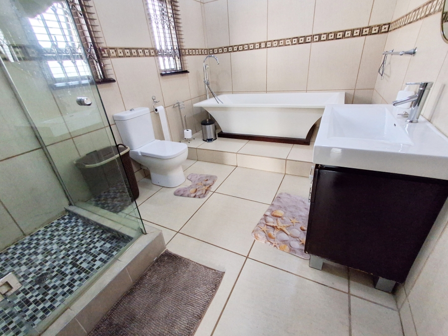 3 Bedroom Property for Sale in Jim Fouchepark Free State